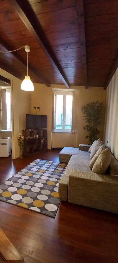 Daisy Apartment In Centro A Como Buitenkant foto