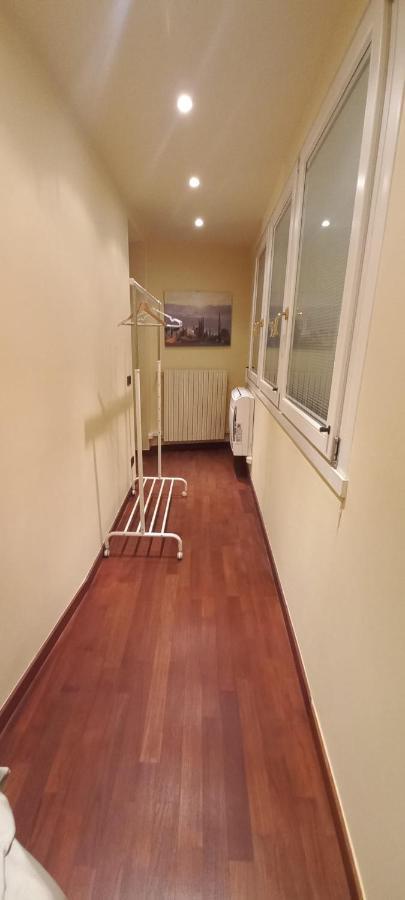 Daisy Apartment In Centro A Como Buitenkant foto